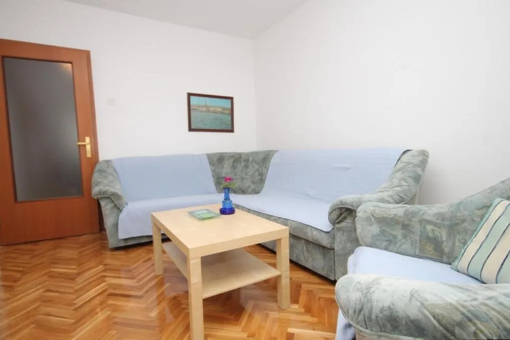 Apartments With Wifi Lovran, Opatija - 7886 لوفغان